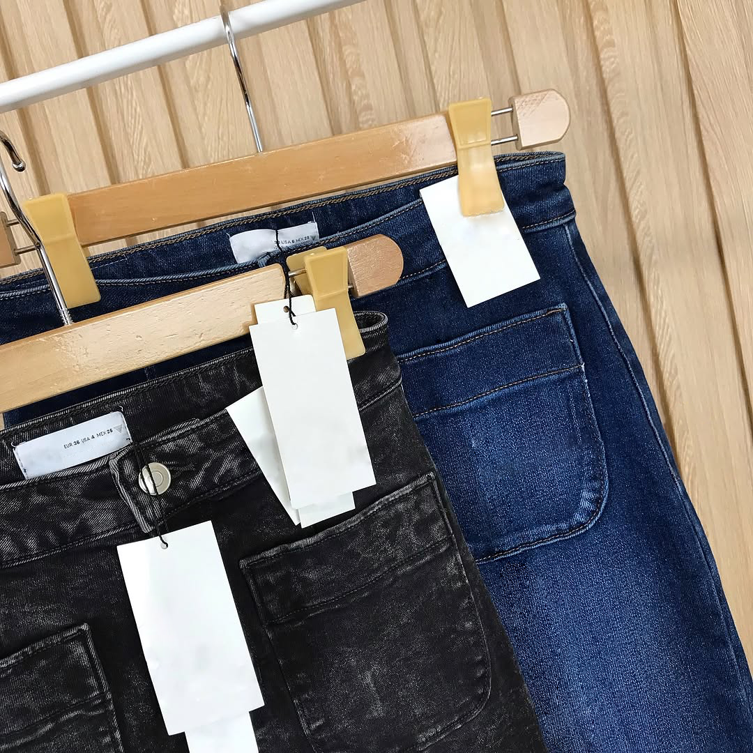 Tummy Control Cropped Wide-Leg Jeans